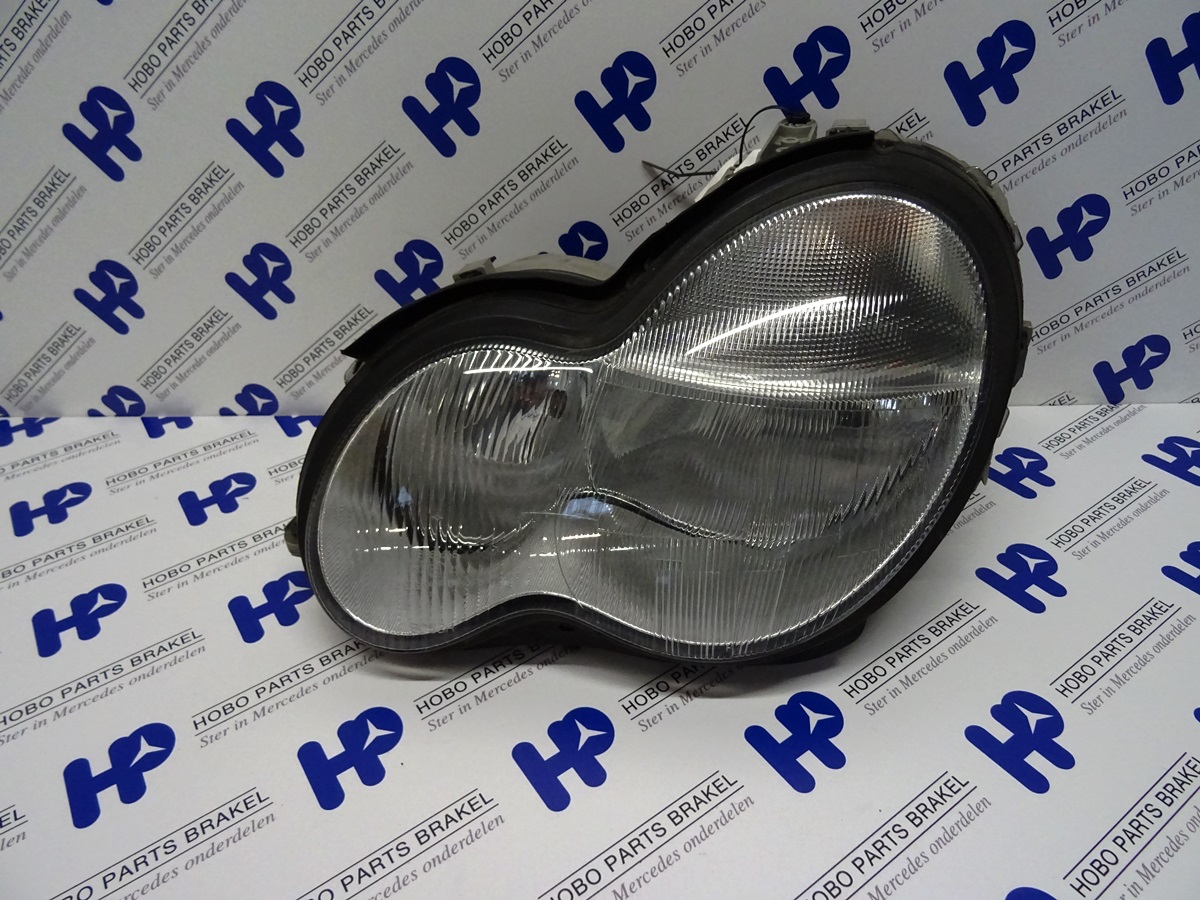 Koplamp C-klasse w203 Links - A 203 820 0161 - A2038200161