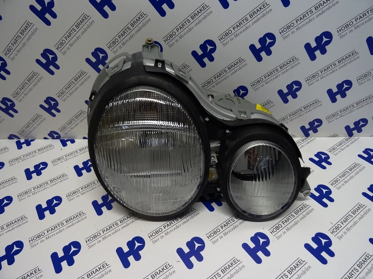 Headlight E-class w210 Right (New) - A 210 820 0461 - A2108200461-N