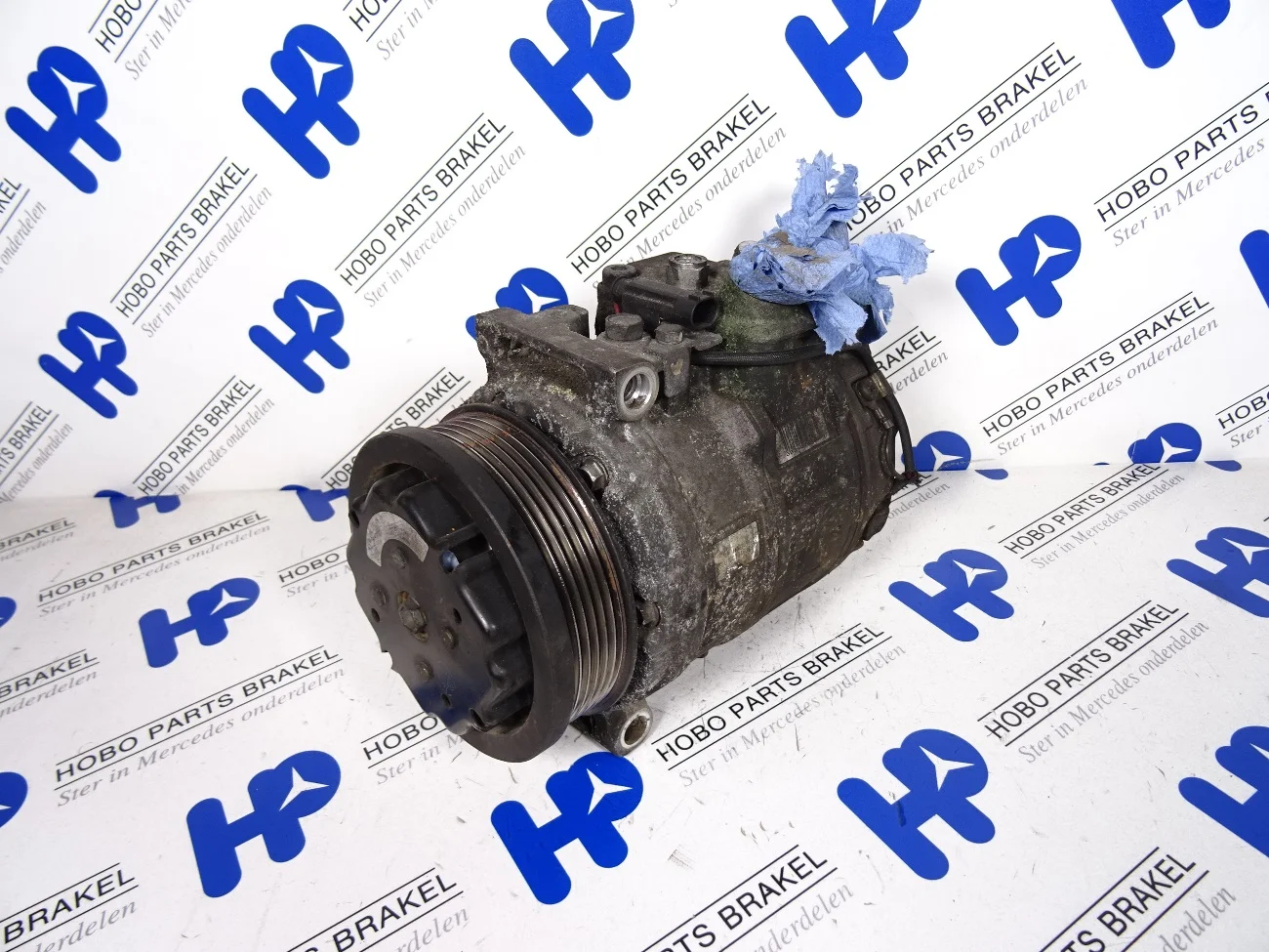 A/C compressor A 000 230 8511 - A0002308511 - A0002308511