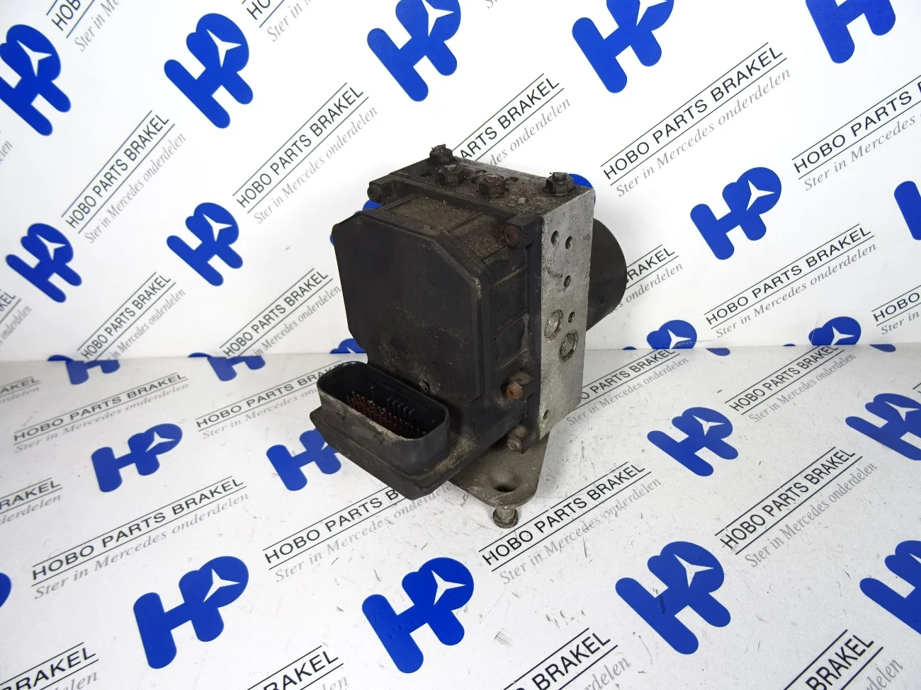 ABS pomp A 000 446 3089