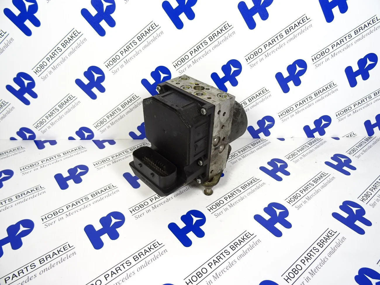 ABS pump A 000 446 4889 - A0004464889 - A0004464889