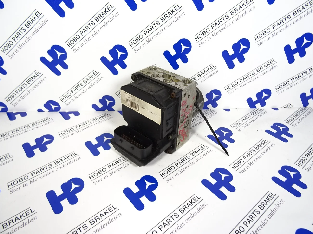 ABS pump A 000 446 6889 - A0004466889 - A0004466889