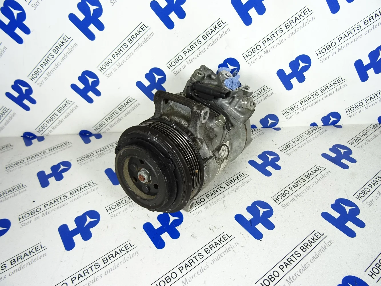 Airco compressor A 000 830 4002 - A0008304002 - A0008304002