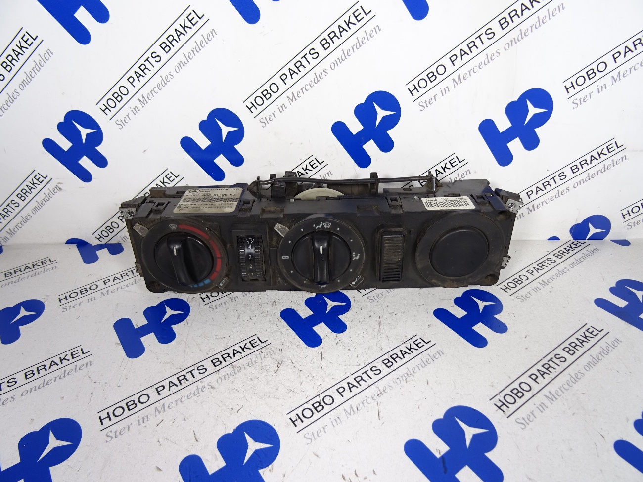 Kachelpaneel A 000 830 6185