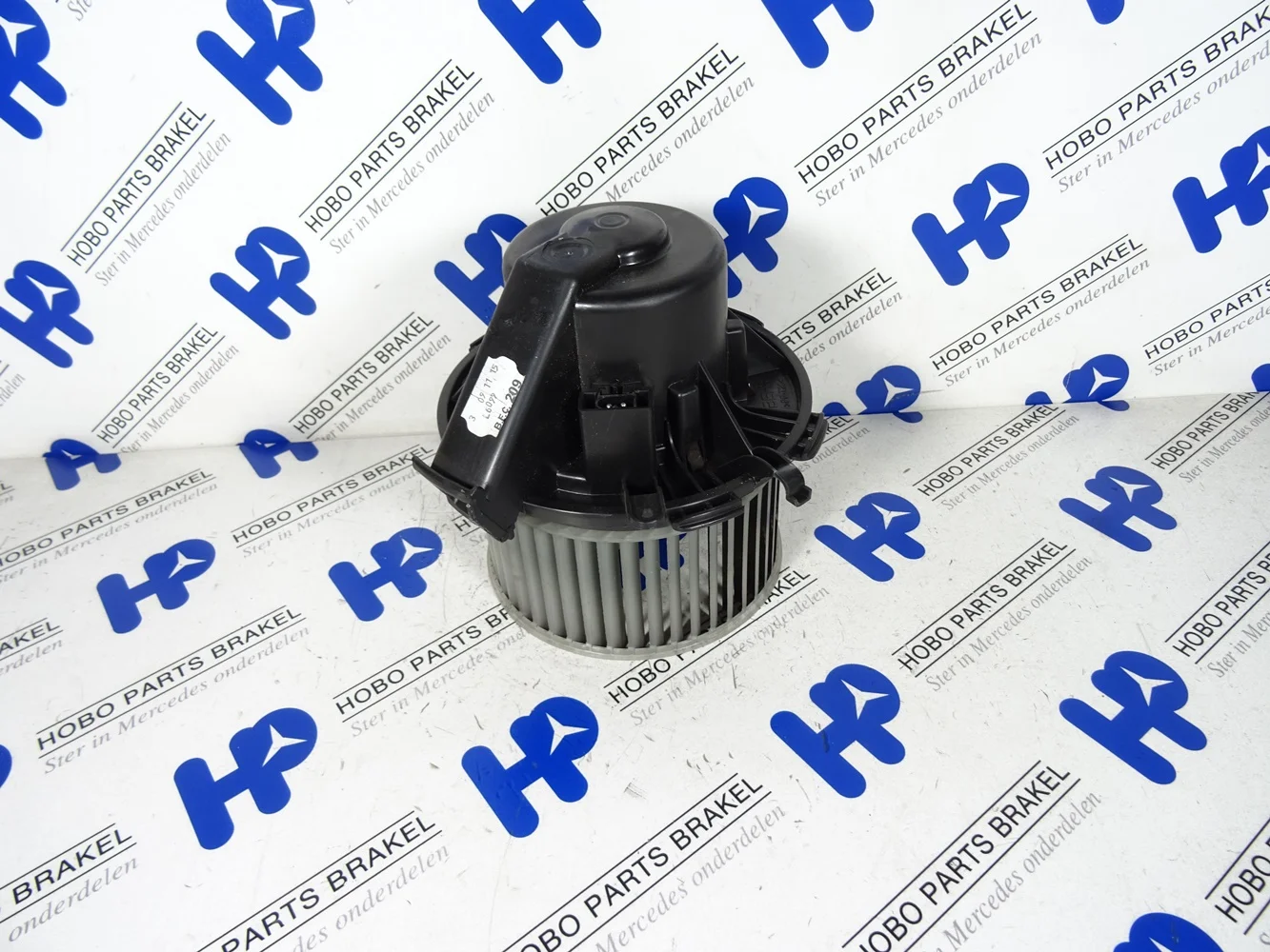 Blower motor A 000 835 6007 - A0008356007 - A0008356007