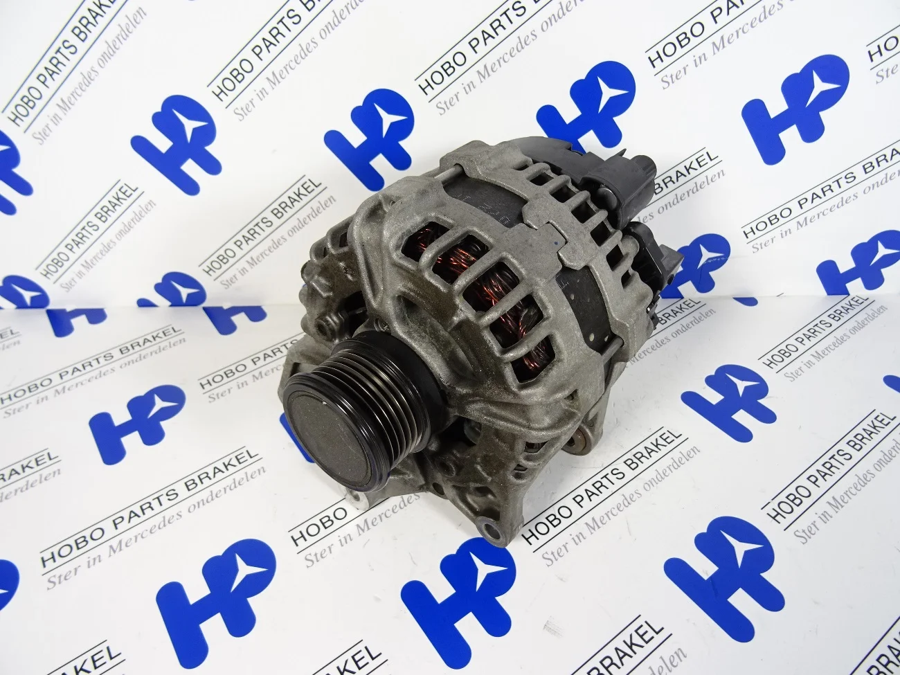 Alternator A 000 906 0922 - 175A - A0009060922 - A0009060922
