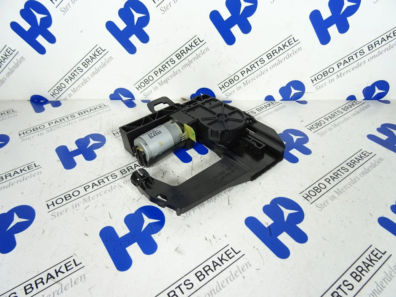 Hoofdsteun motor A 000 970 0026 - A0009700026 - A0009700026