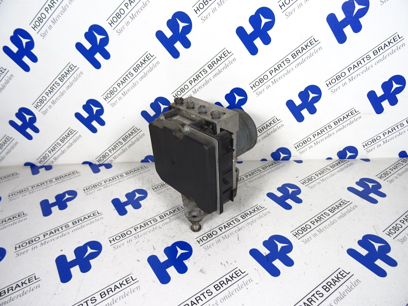 ABS pomp A 001 446 8089