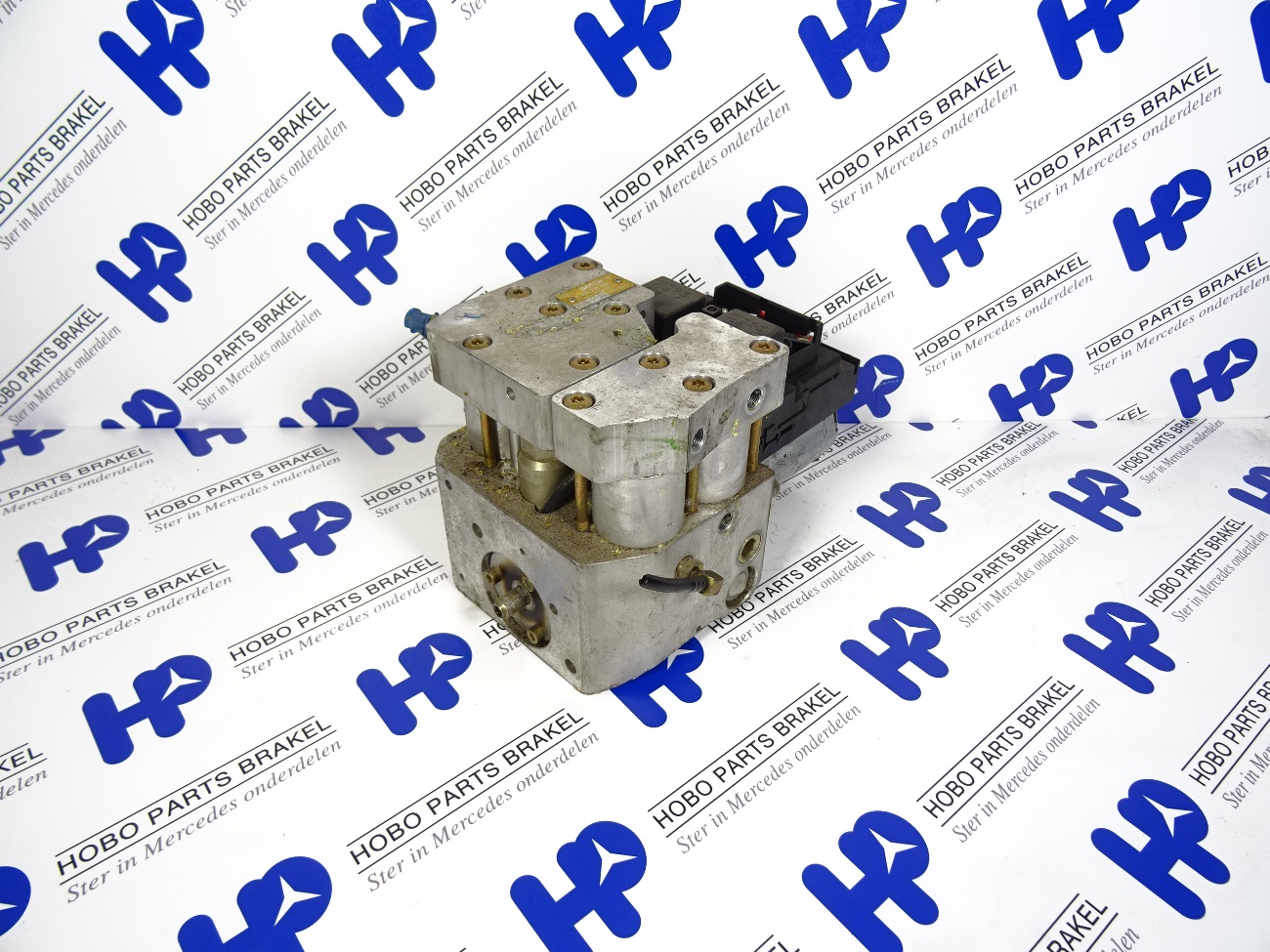 ABS pomp A 002 431 4412