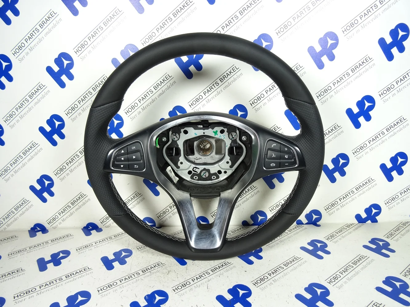 Stuurwiel Vito w447 nieuw bekleed.