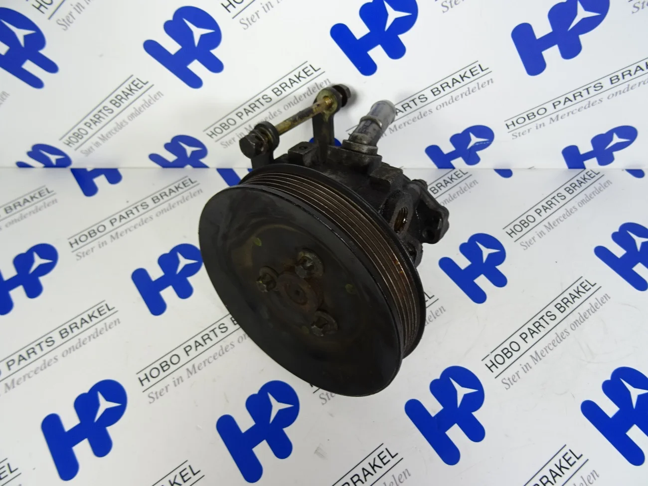 Steering pump A 002 466 2301 - A0024662301 - A0024662301