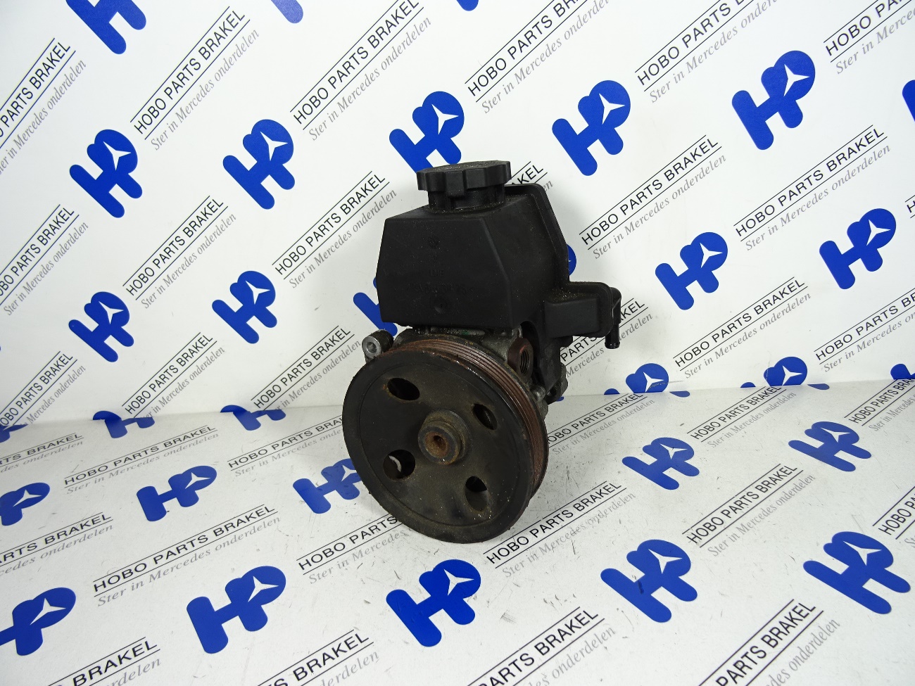 Stuurpomp A 002 466 3001