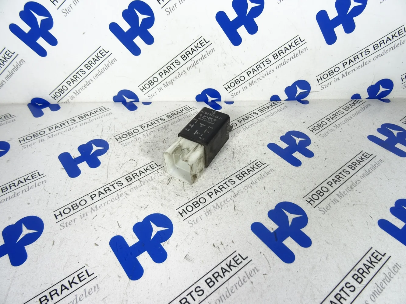 Cooling fan relay A 002 542 4419 - A0025424419 - A0025424419