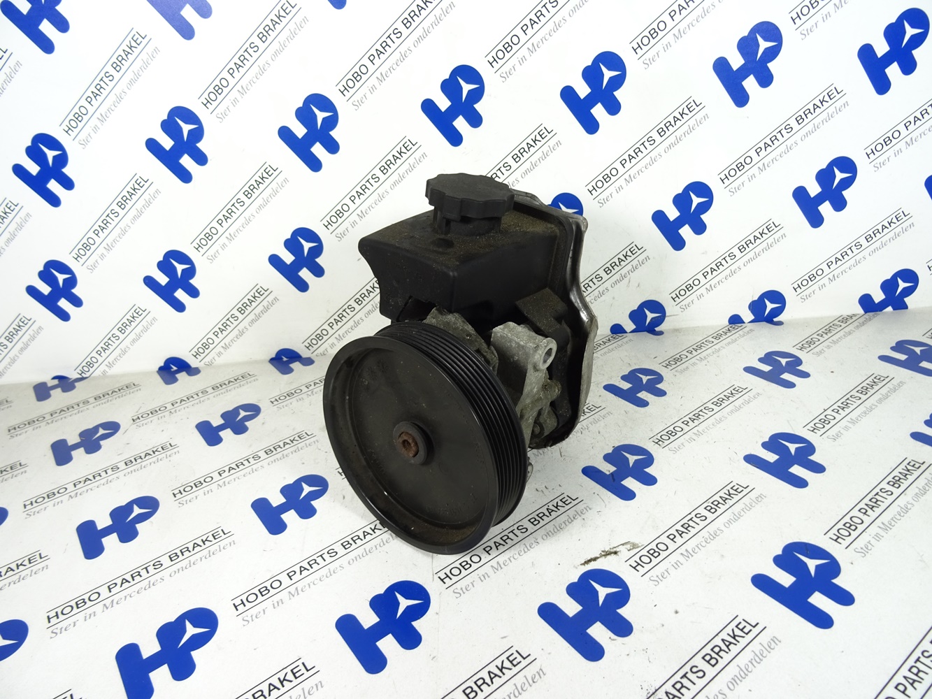 Stuurpomp A 003 466 4001