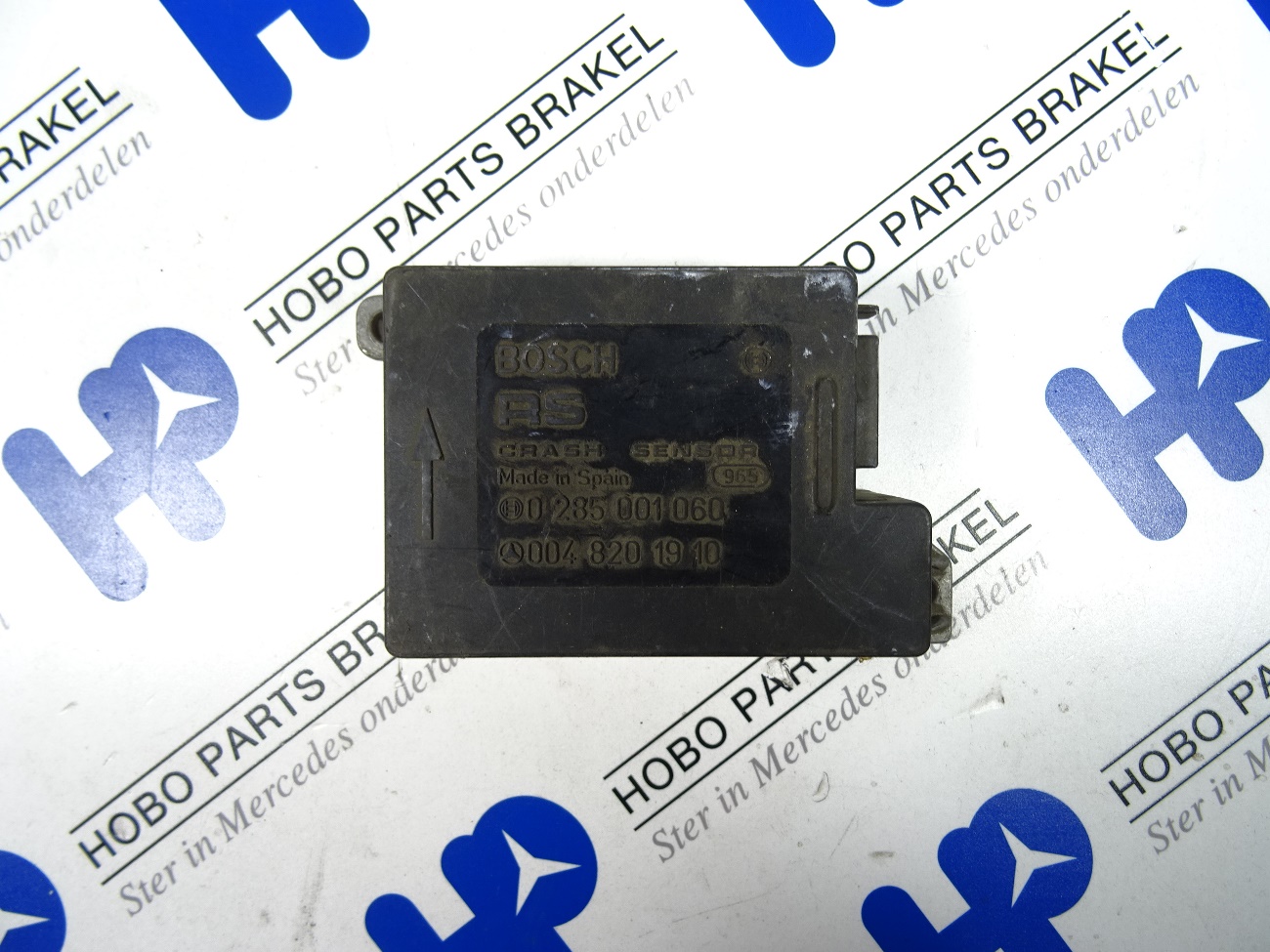 Airbag sensor A 004 820 1910