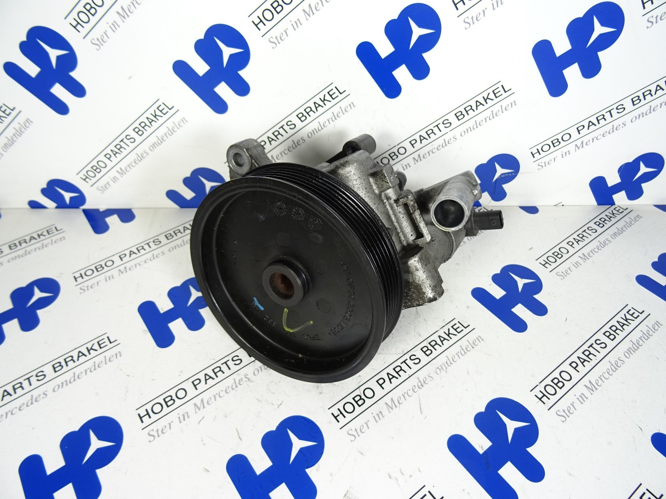 Stuurpomp A 005 466 8201 - A0054668201 - A0054668201