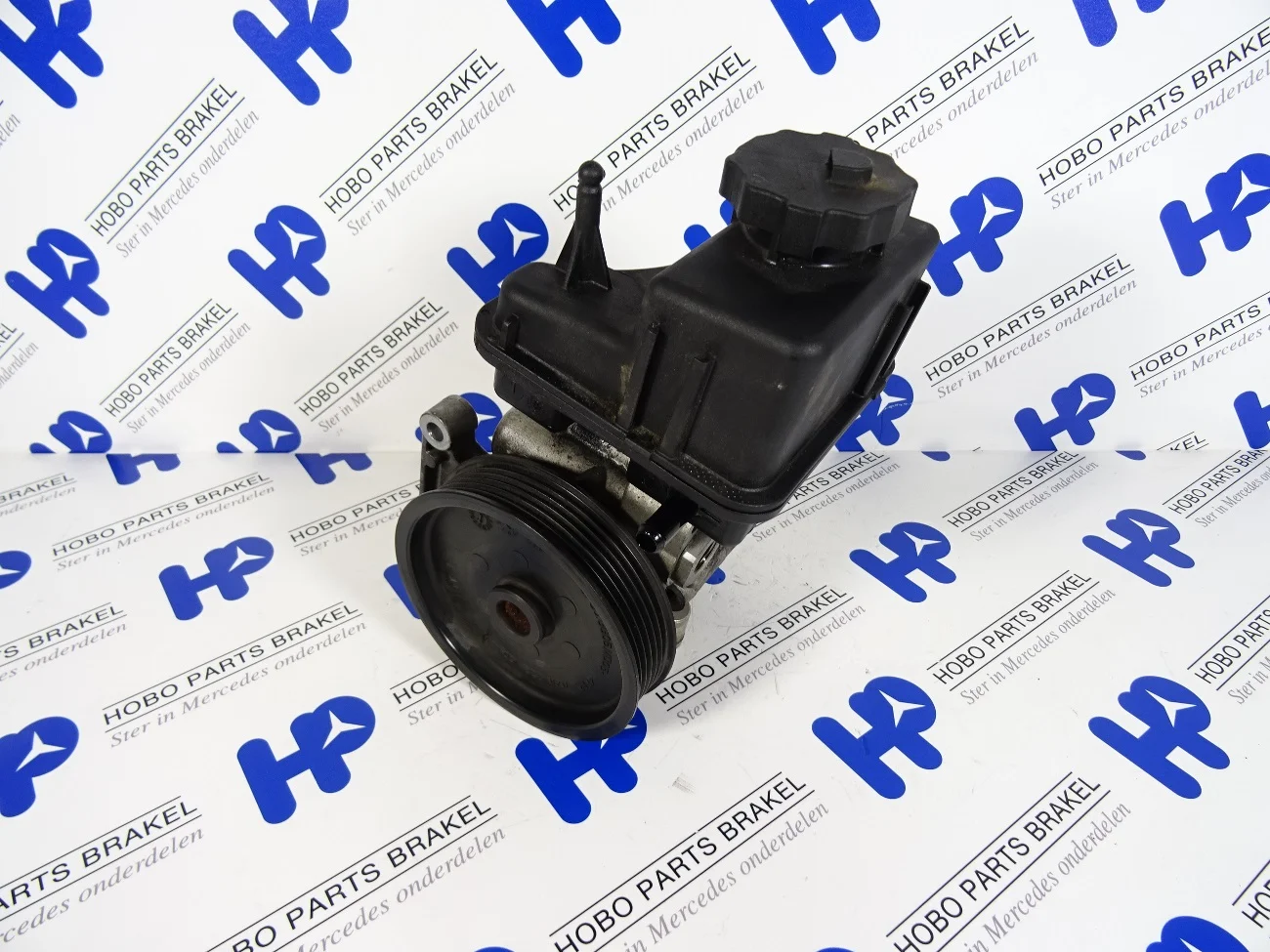 Steering pump A 006 466 1701 - A0064661701 - A0064661701