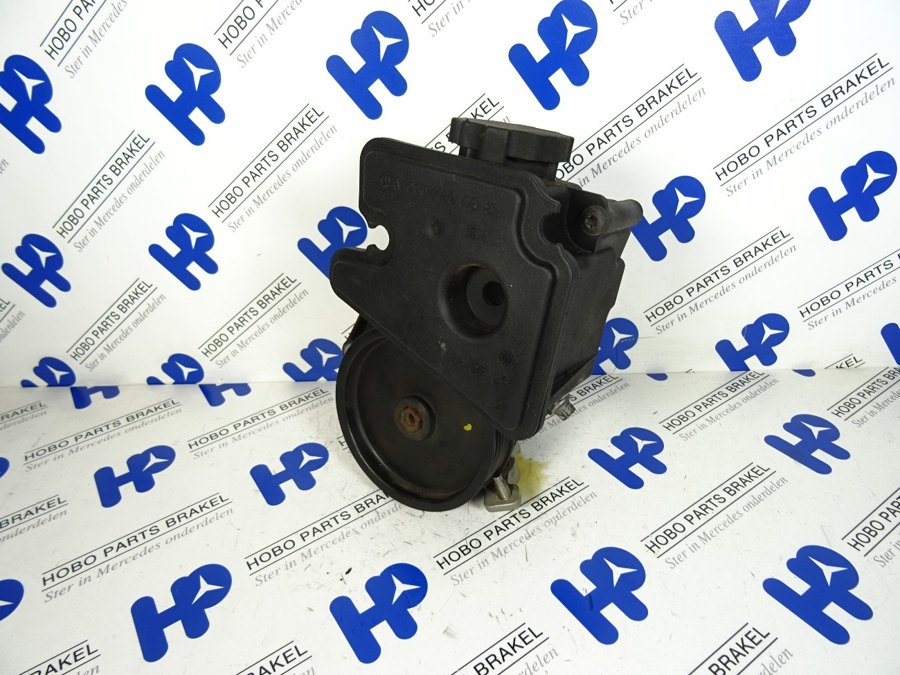 Stuurpomp A 006 466 4401 - A0064664401 - A0064664401