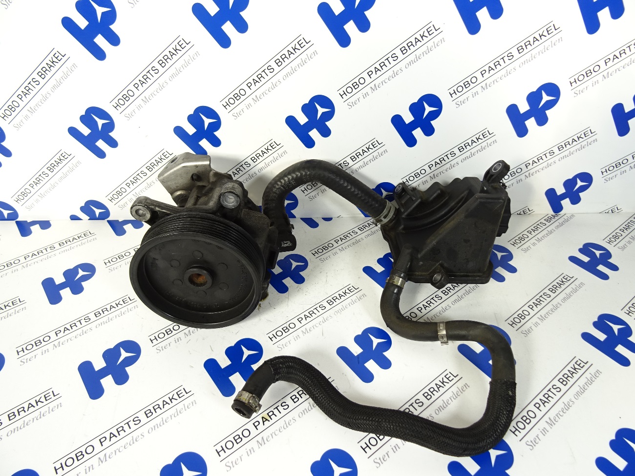 Stuurpomp A 006 466 4801 - A0064664801 - A0064664801