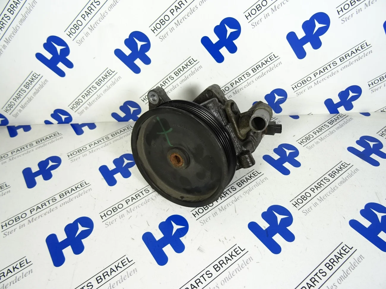 Steering pump A 006 466 6501 - A0064666501 - A0064666501