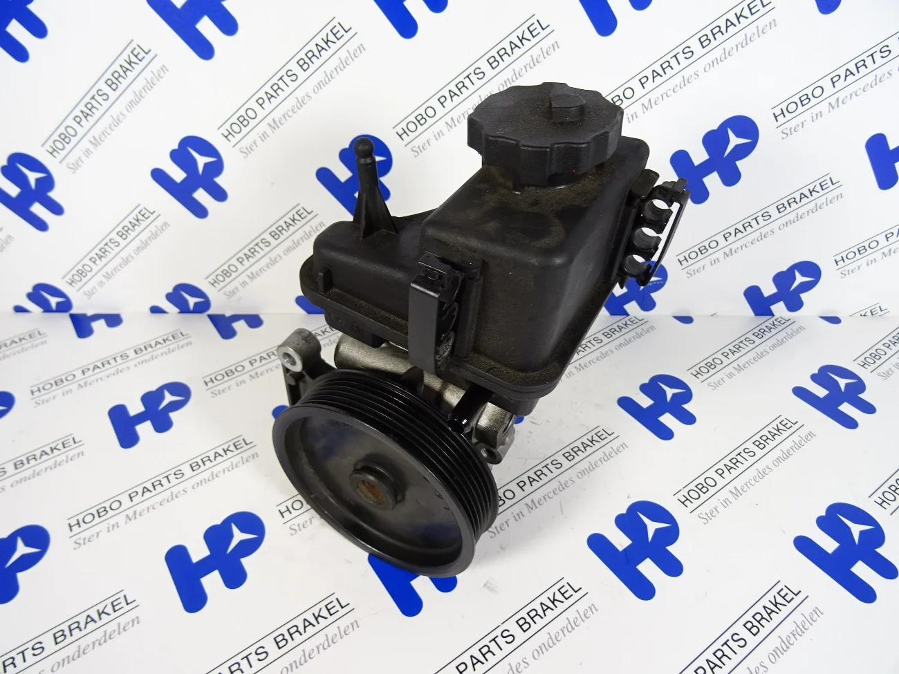 Steering pump A 006 466 7801 - A0064667801 - A0064667801