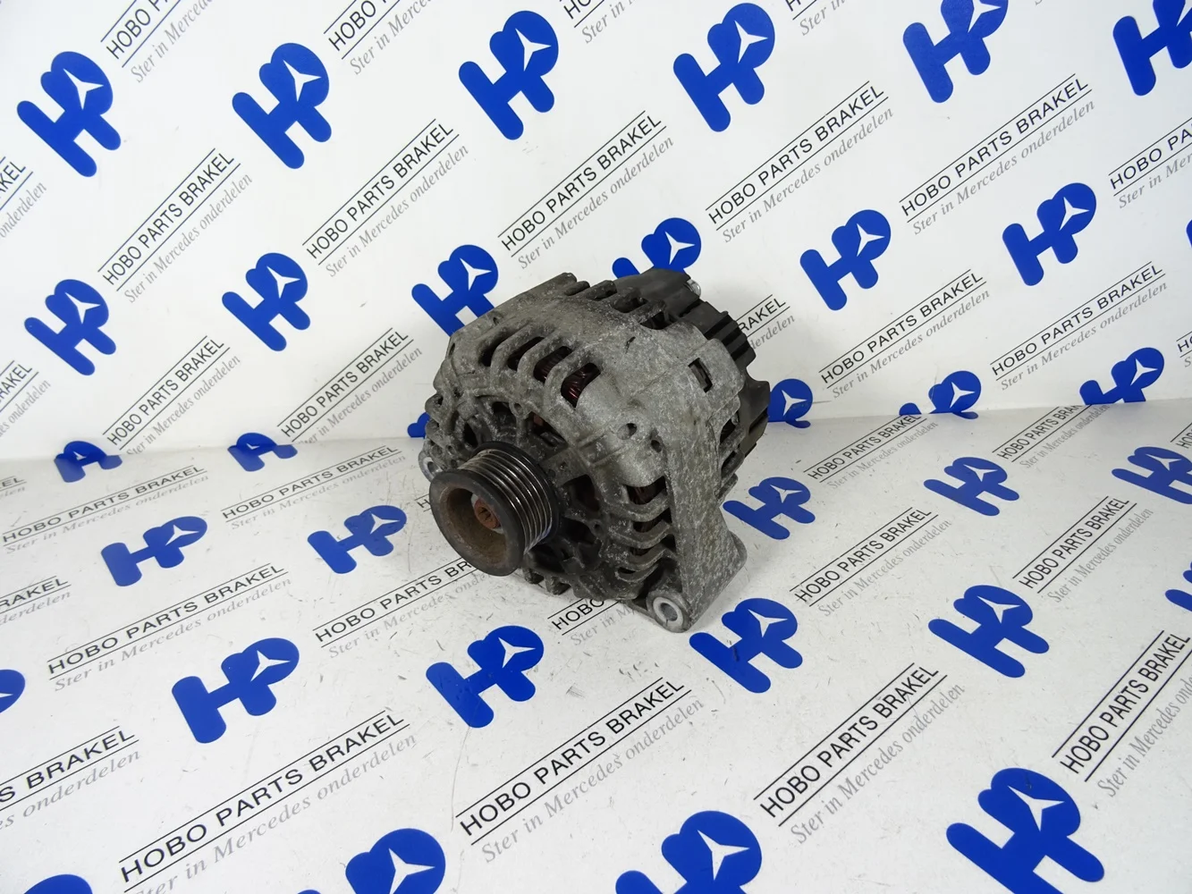 Dynamo A 011 154 6402 - 120A