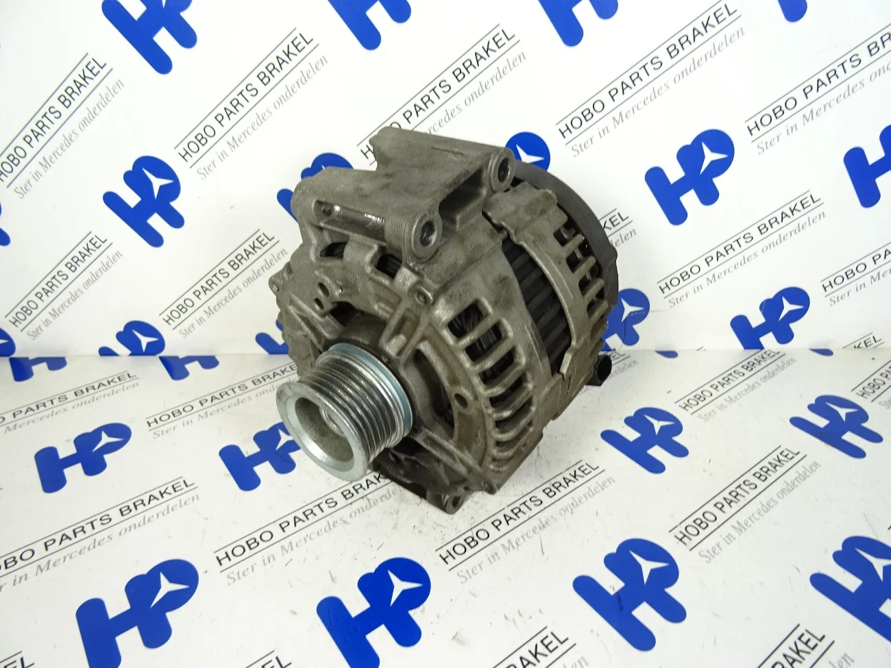 Alternator A 013 154 5602 - 180A - A0131545602 - A0131545602