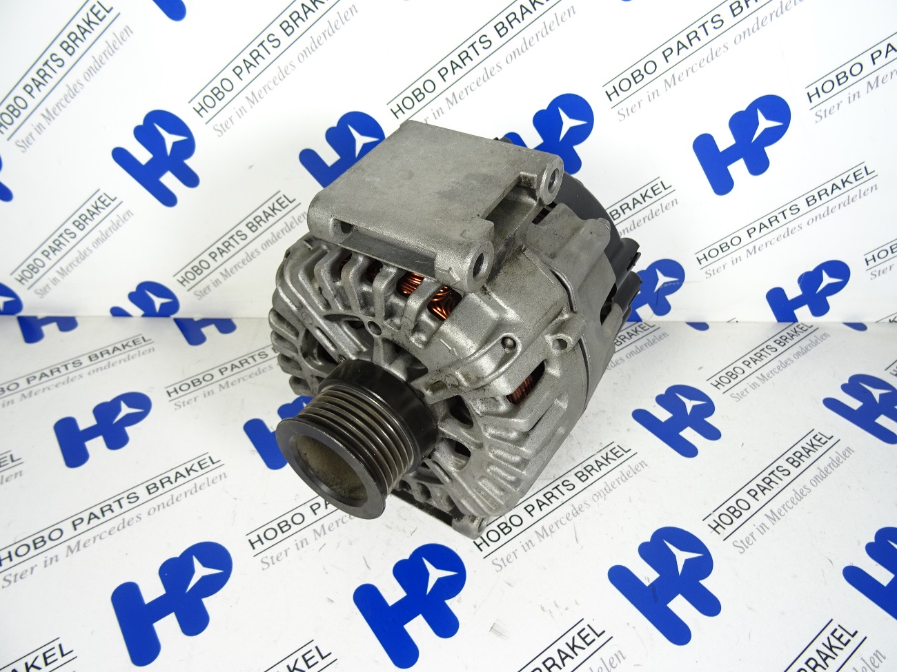 Dynamo A 014 154 0402 - 180A