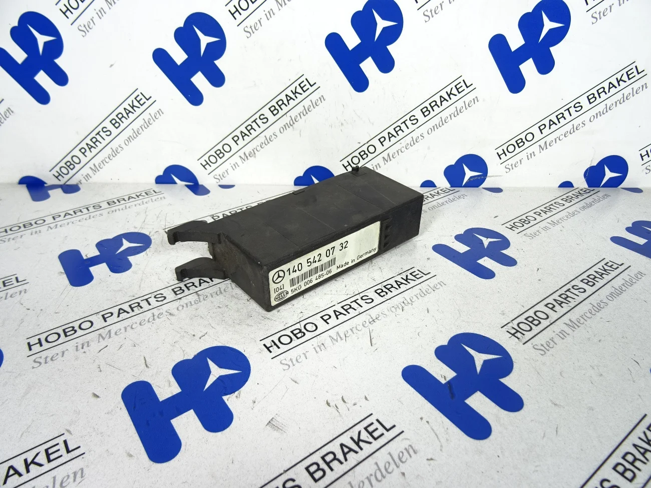 Lamp control module A 140 542 0732