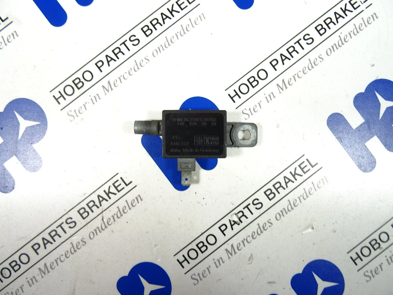 Antenna amplifier A 140 820 2089 - A1408202089 - A1408202089