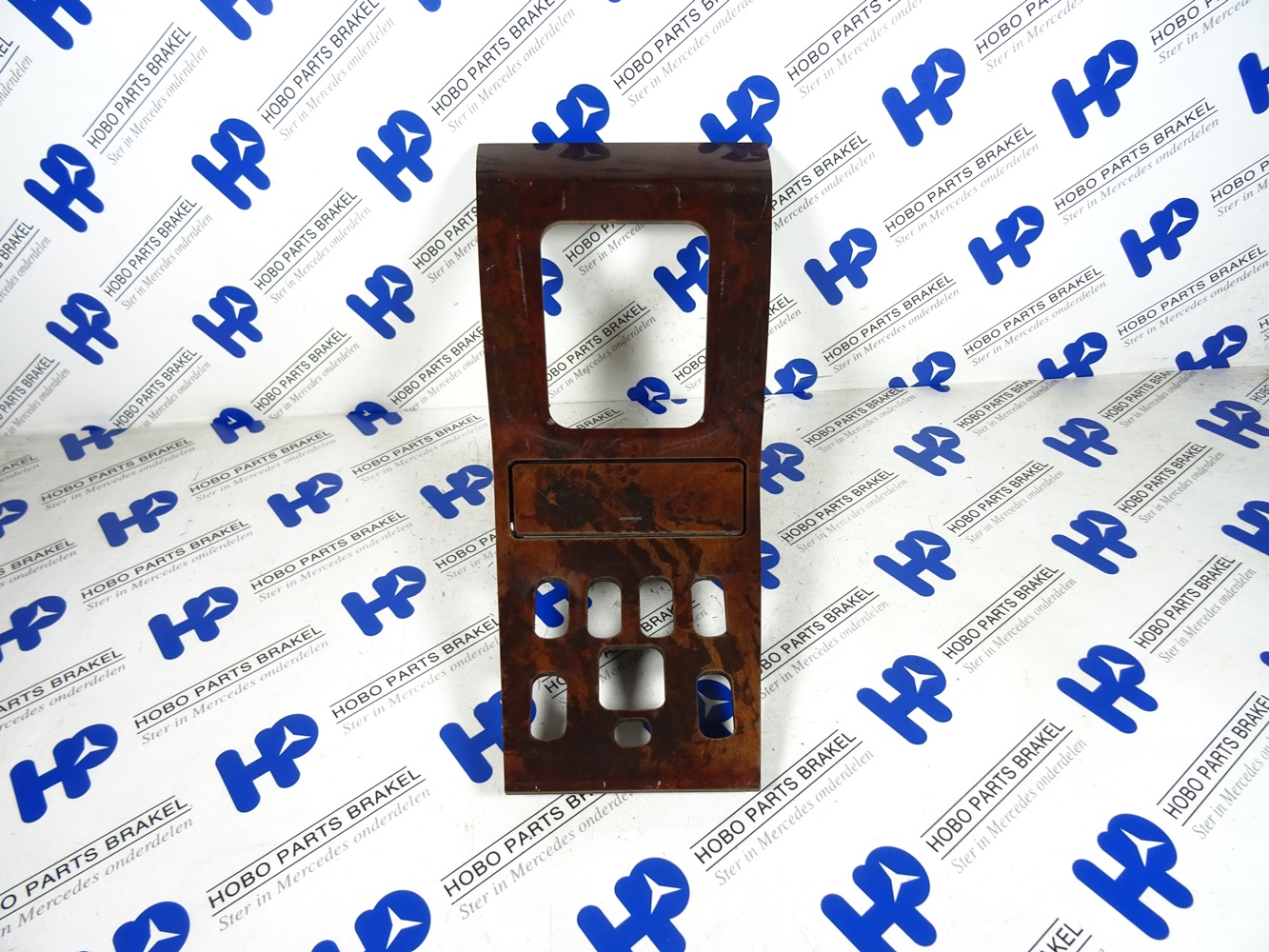 Middenconsole sierlijst A 163 680 9136