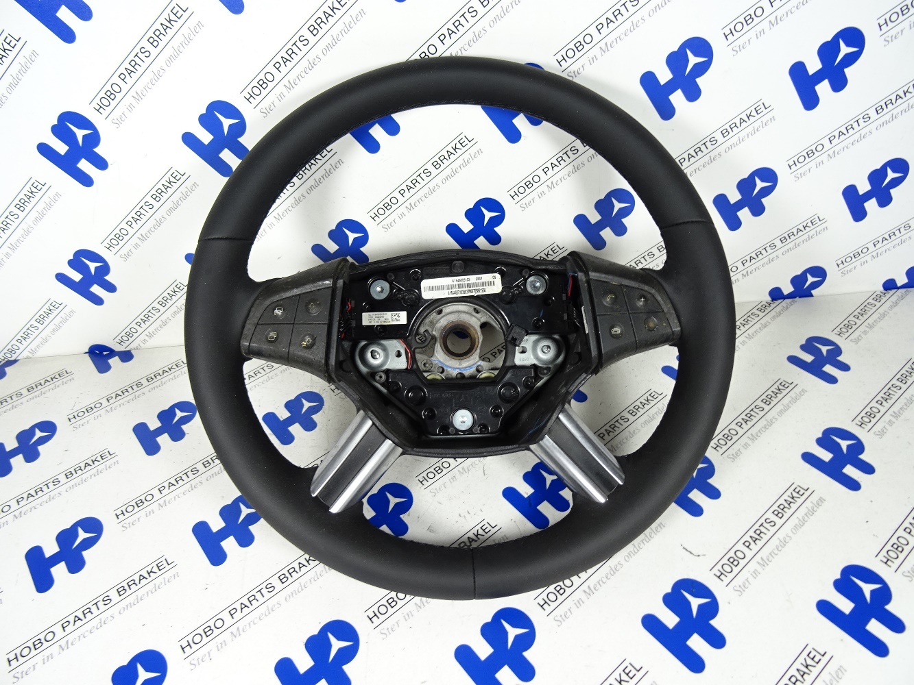 Stuurwiel ML-klasse w164 / R-klasse w251 nieuw bekleed