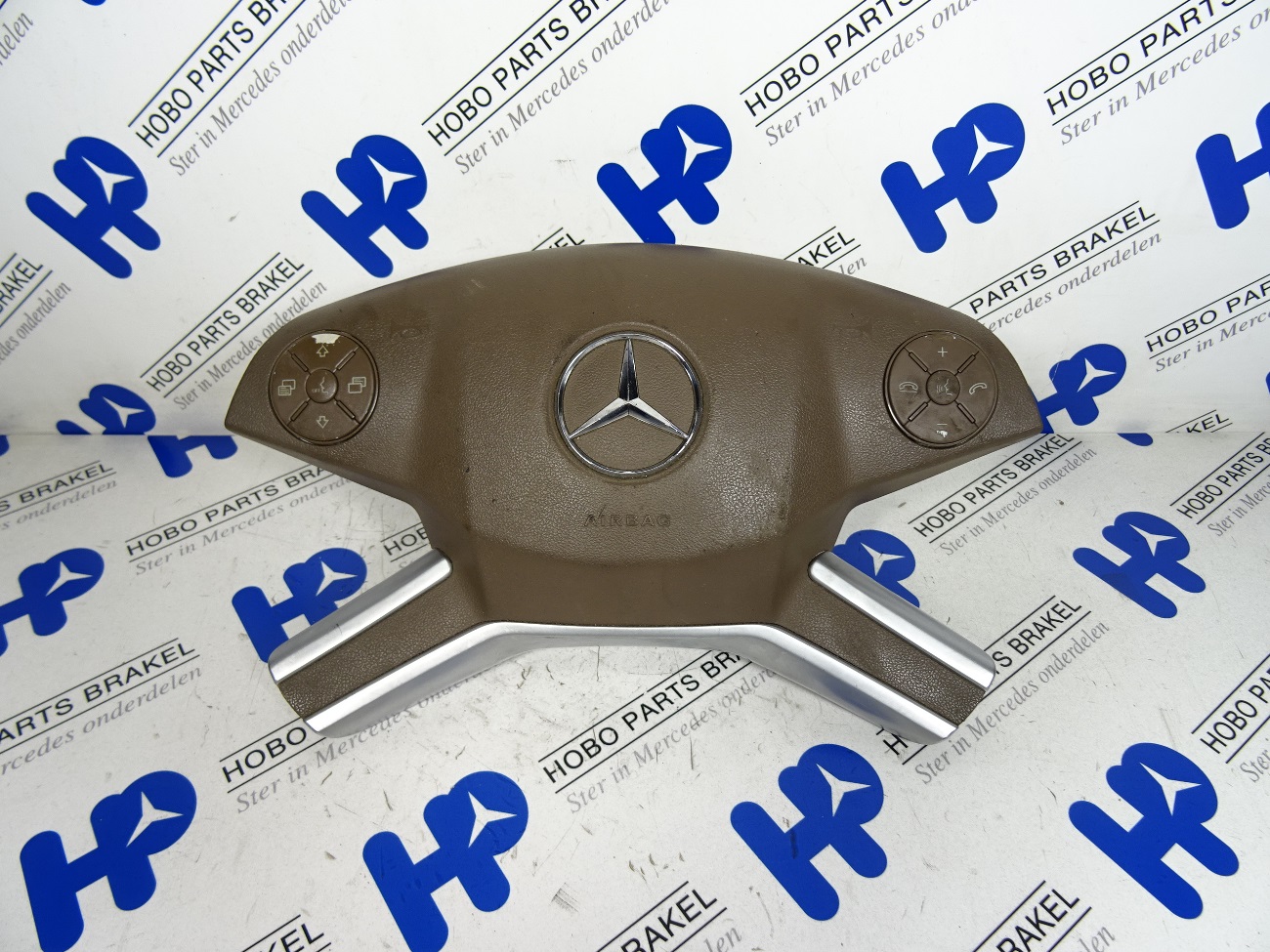 Airbag stuur ML-klasse w164 / R-klasse w251 Facelift* bruin