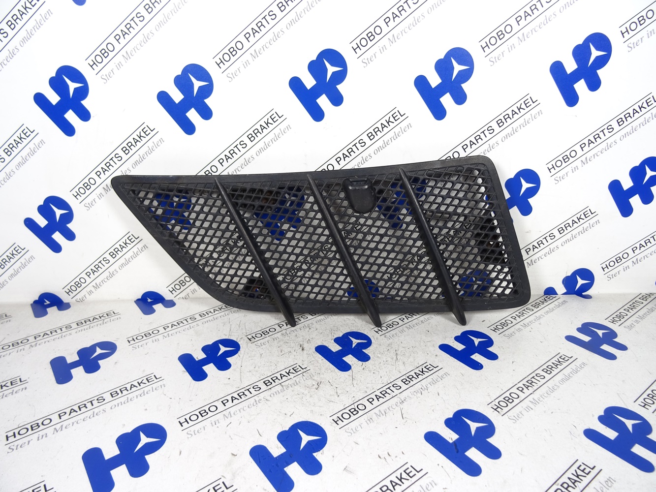 Motorkap grille A 164 880 1405