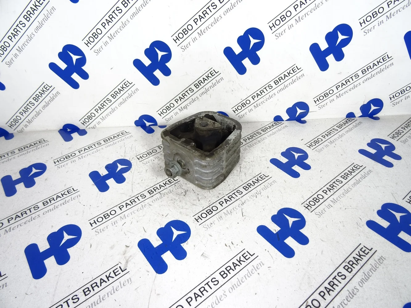 Engine mount A 168 240 1217 - A1682401217 - A1682401217