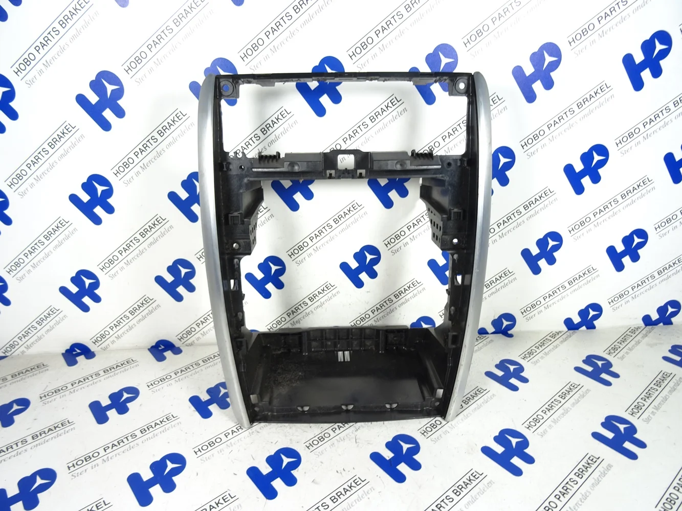 Dashboard paneel A 169 680 0355