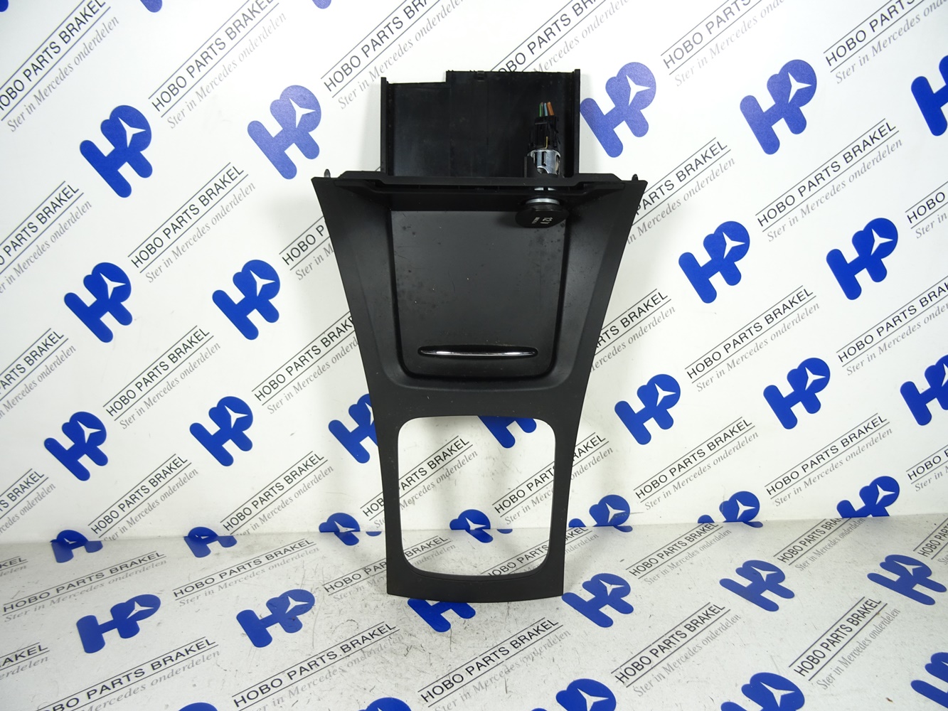 Middenconsole sierlijst A 169 680 2107