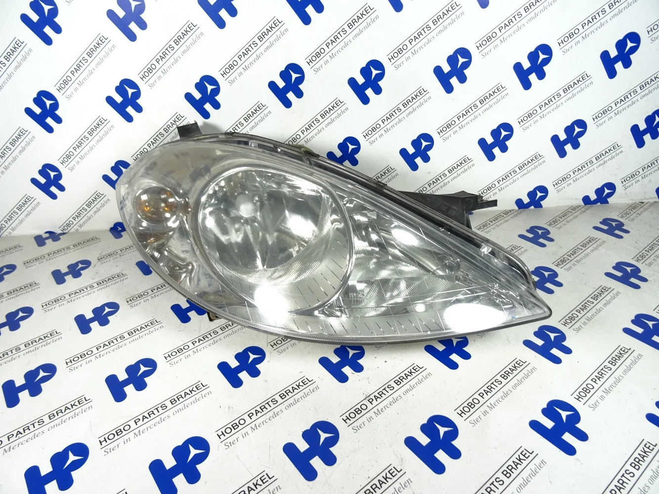 Headlight A-class w169 Right - A1698200261 - A1698200261