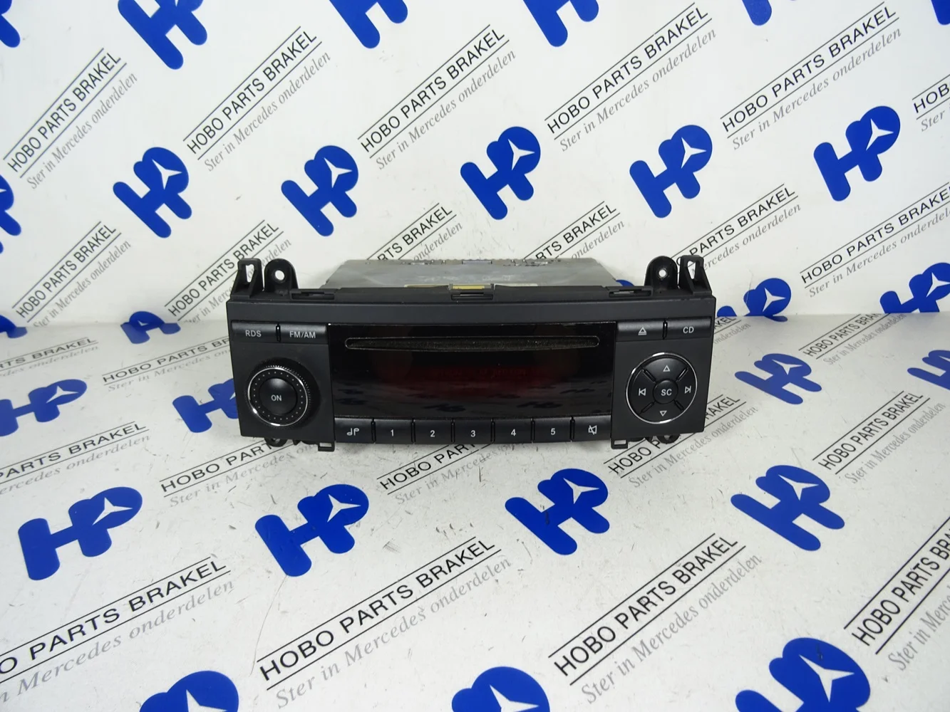 Radio CD player A 169 820 0386 - A1698200386 - A1698200386