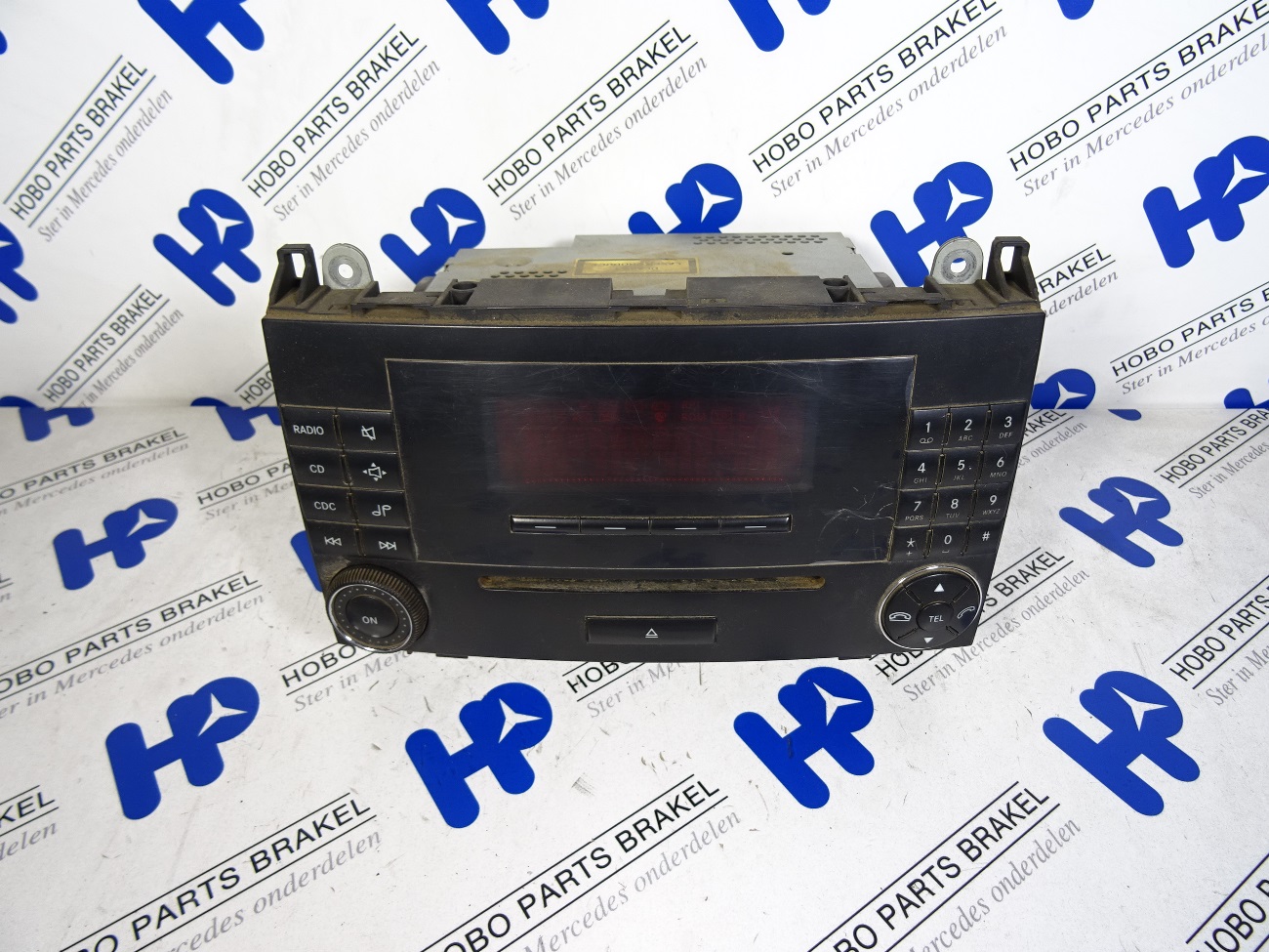 Radio/CD-speler A 169 870 0689(!)