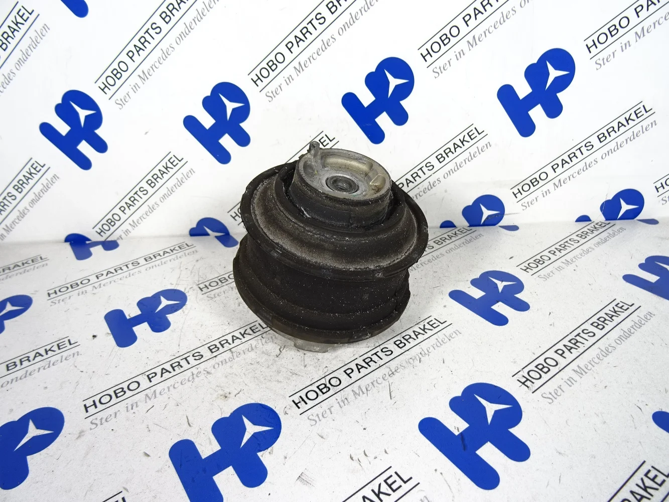 Engine mount A 171 240 0117 - A1712400117 - A1712400117