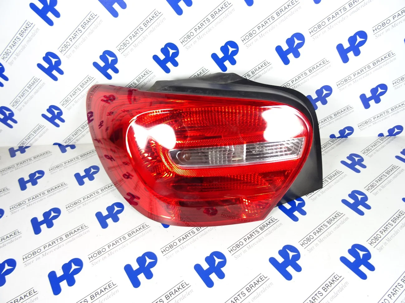 Achterlicht A-klasse w176 Links - A1769060100 - A1769060100
