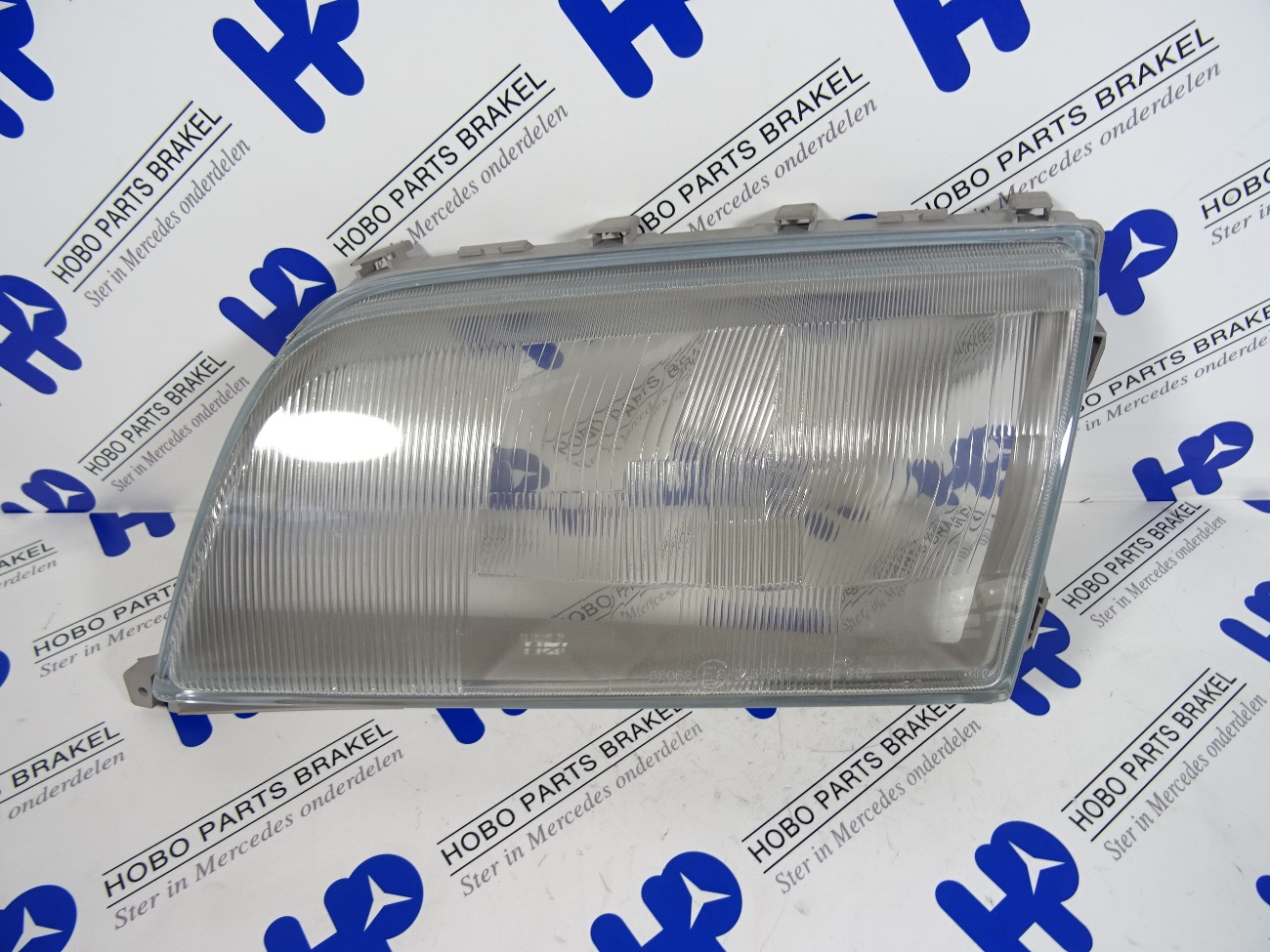 Koplamp glas C-klasse w202 Links (Nieuw). - A2028200966b - A2028200966-N