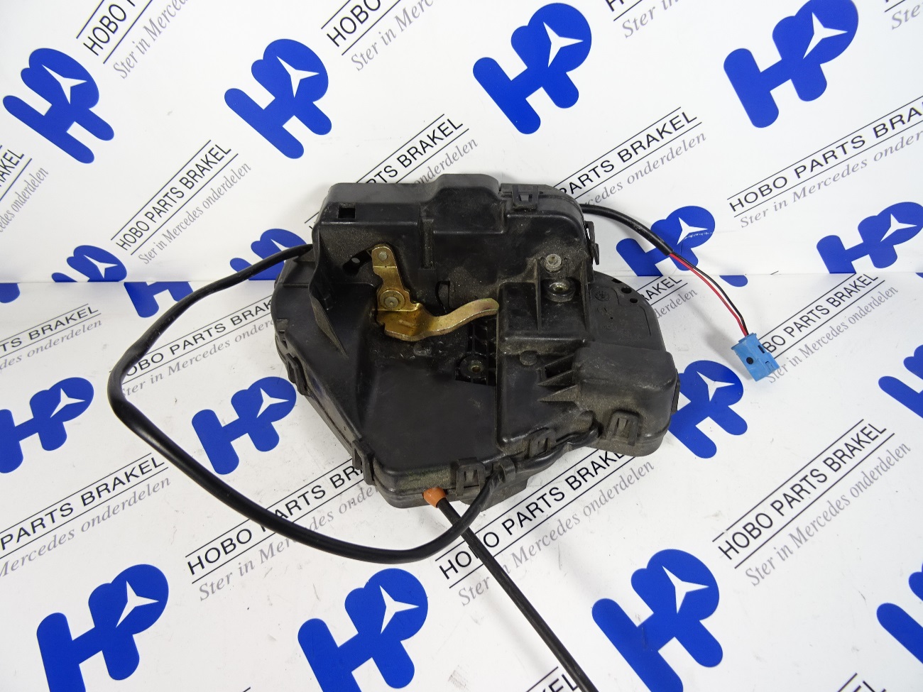 Portierslot A 203 730 0135 LA - A2037300135 - A2037300135