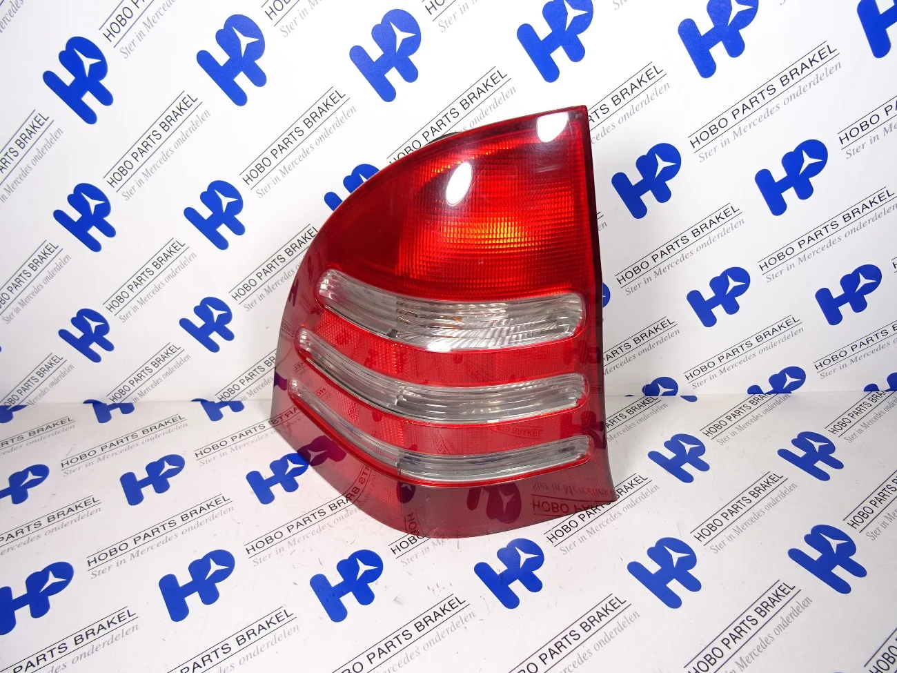 Tail light C-class s203 Combi Left - A2038201164 3 - A2038201164