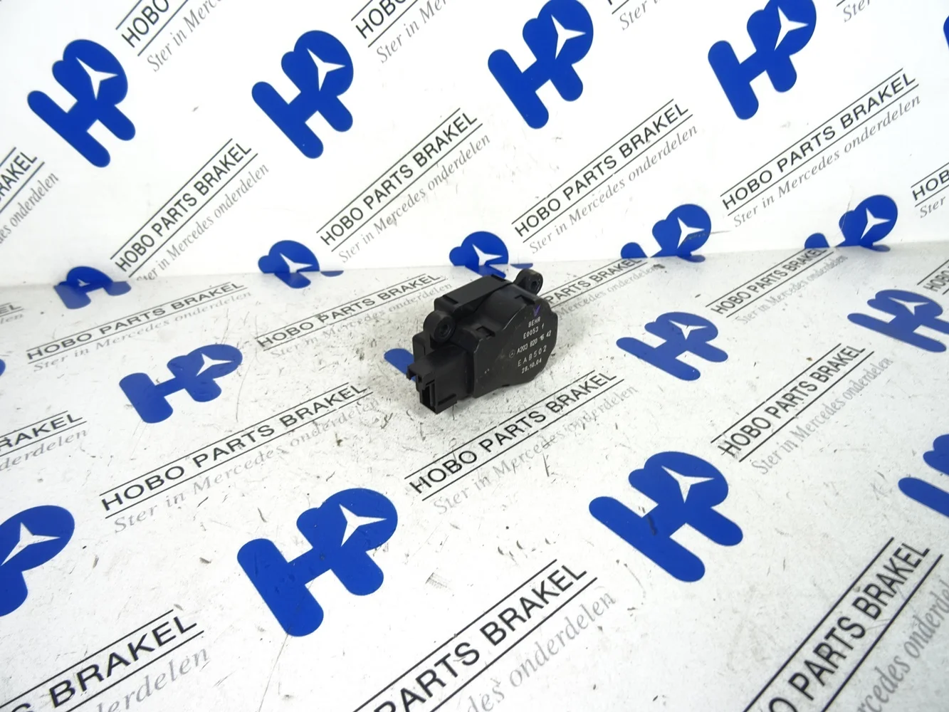 Heater valve actuator A 203 820 1642 - A2038201642 - A2038201642