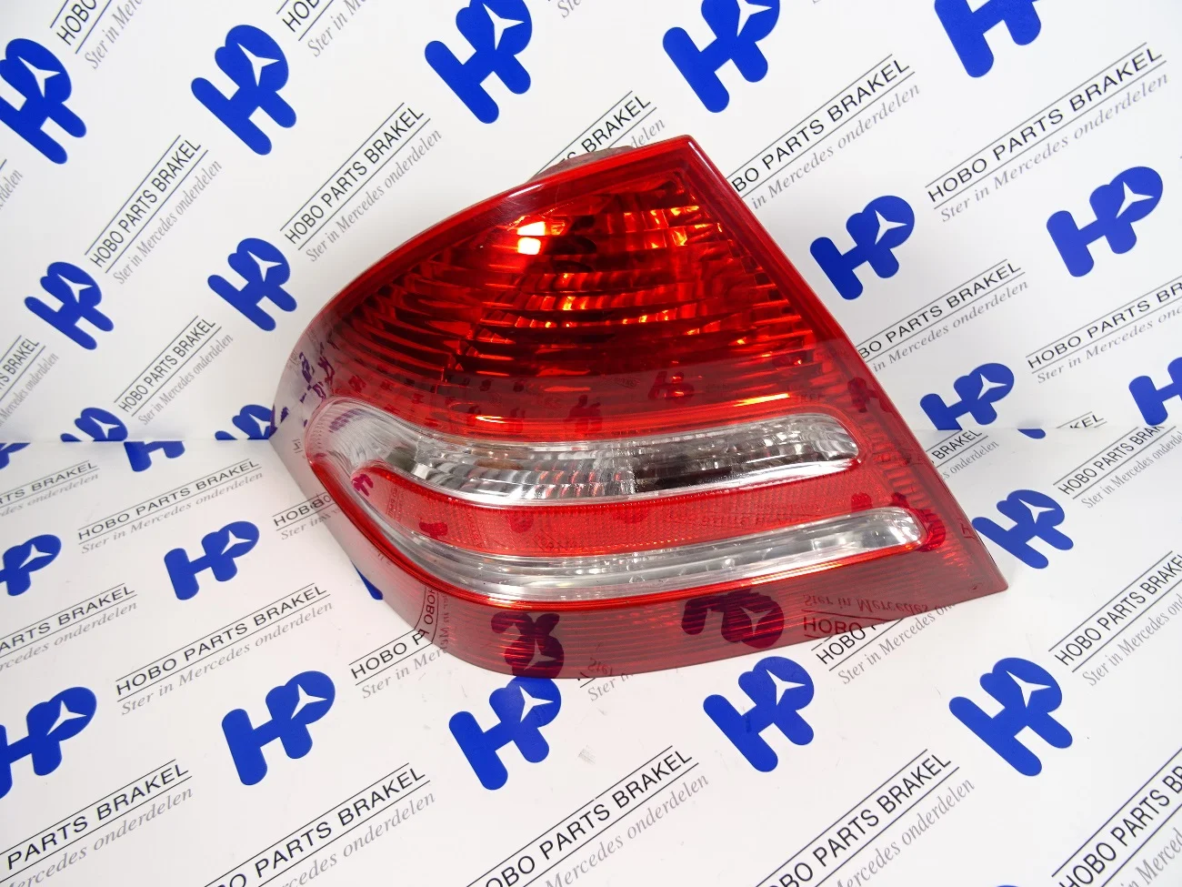 Achterlicht C-klasse w203 Facelift Links - A2038201964 - A2038201964