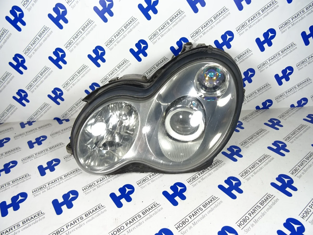 Headlight C-class w203 Facelift Xenon Left - A2038203761 - A2038203761