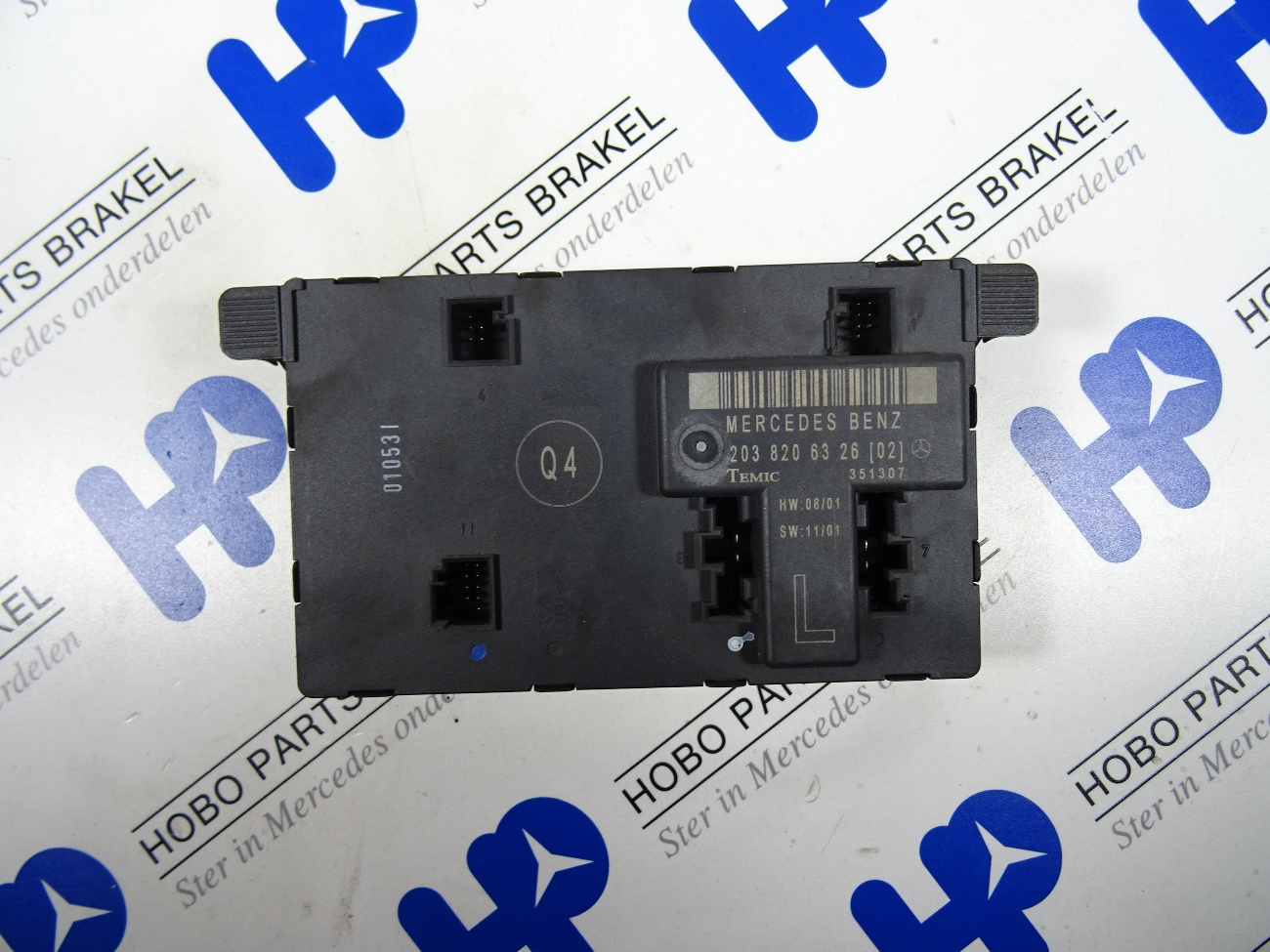Deur module A 203 820 6326* LV