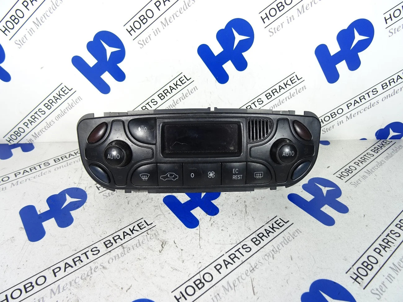 Heater panel A 203 830 0585 - A2038300585 - A2038300585